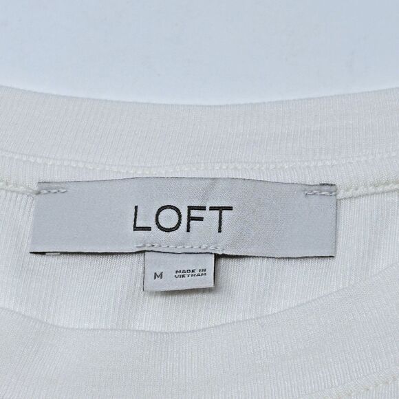Ann Taylor Loft Womens Size M Cream Base Layer Long Sleeve Soft Knit Tee - Picture 3 of 7